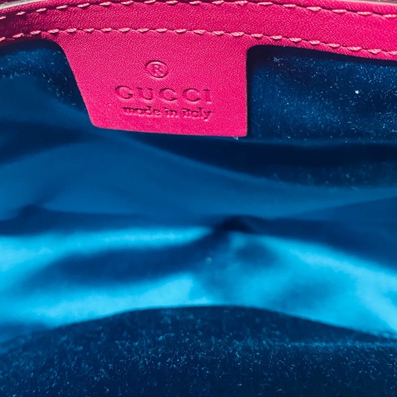 SOLD- GUCCI MARMONT - Picture 7 of 9